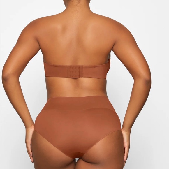 NWT Skims Womens Panties High-Waisted Smoothing Brief Seamless Bronze Size S - Picture 2 of 4
